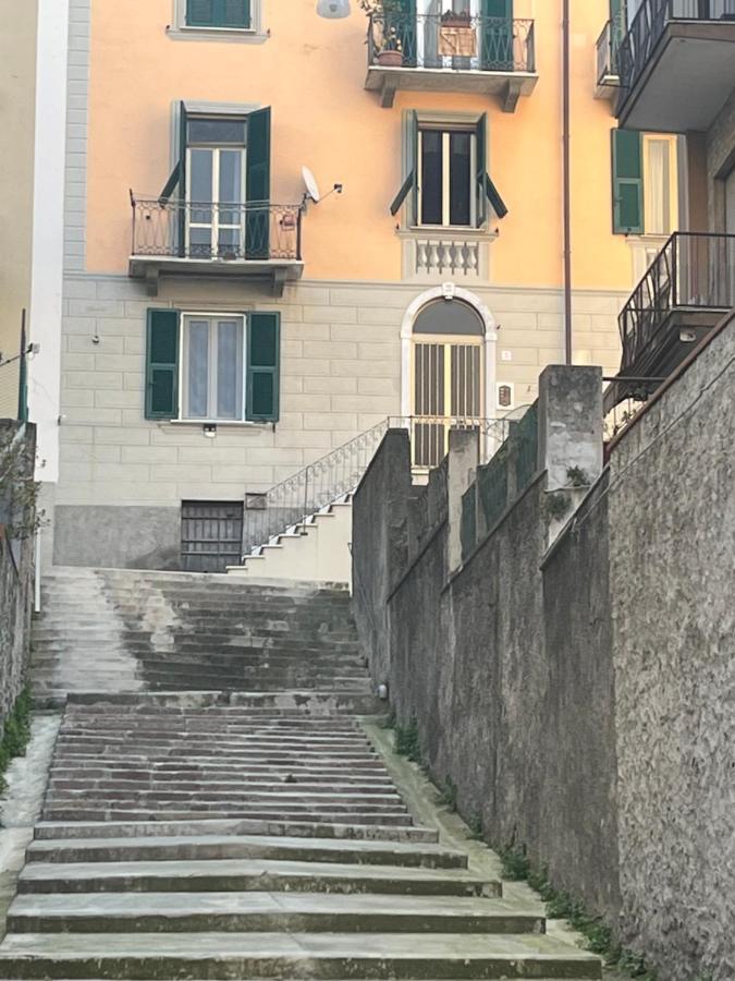 Апартаменты In Via Venti Специя Экстерьер фото